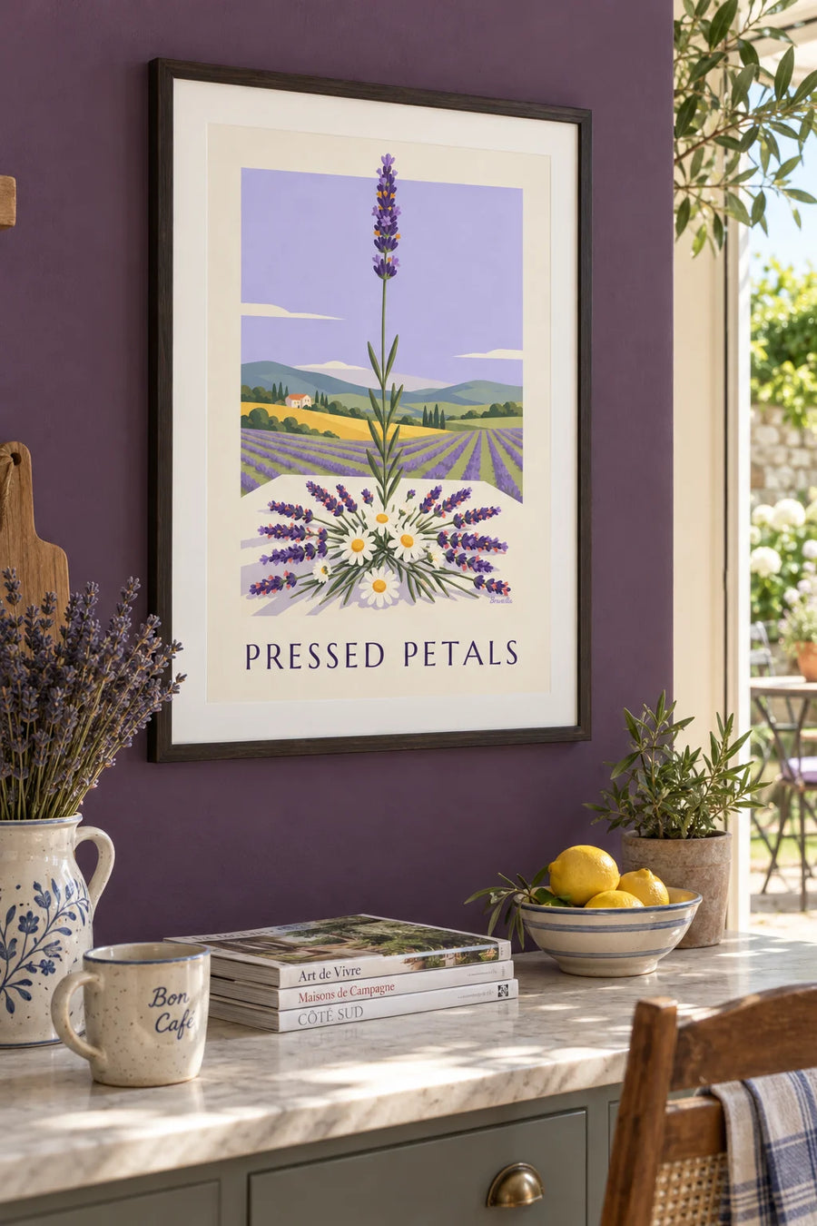 Affiche herbier de lavande et marguerites séchées : encadrée au mur