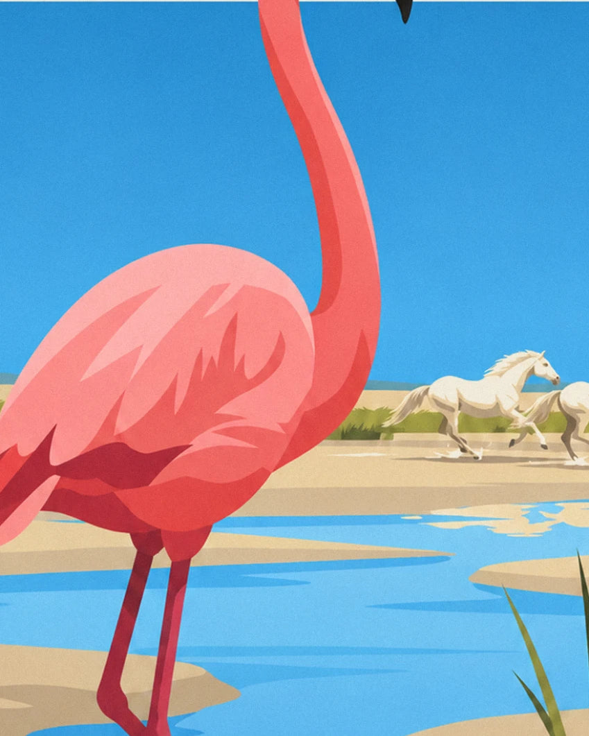 Le flamant rose dans les eaux peu profondes, et 2 chevaux blancs au galop sur la rive
