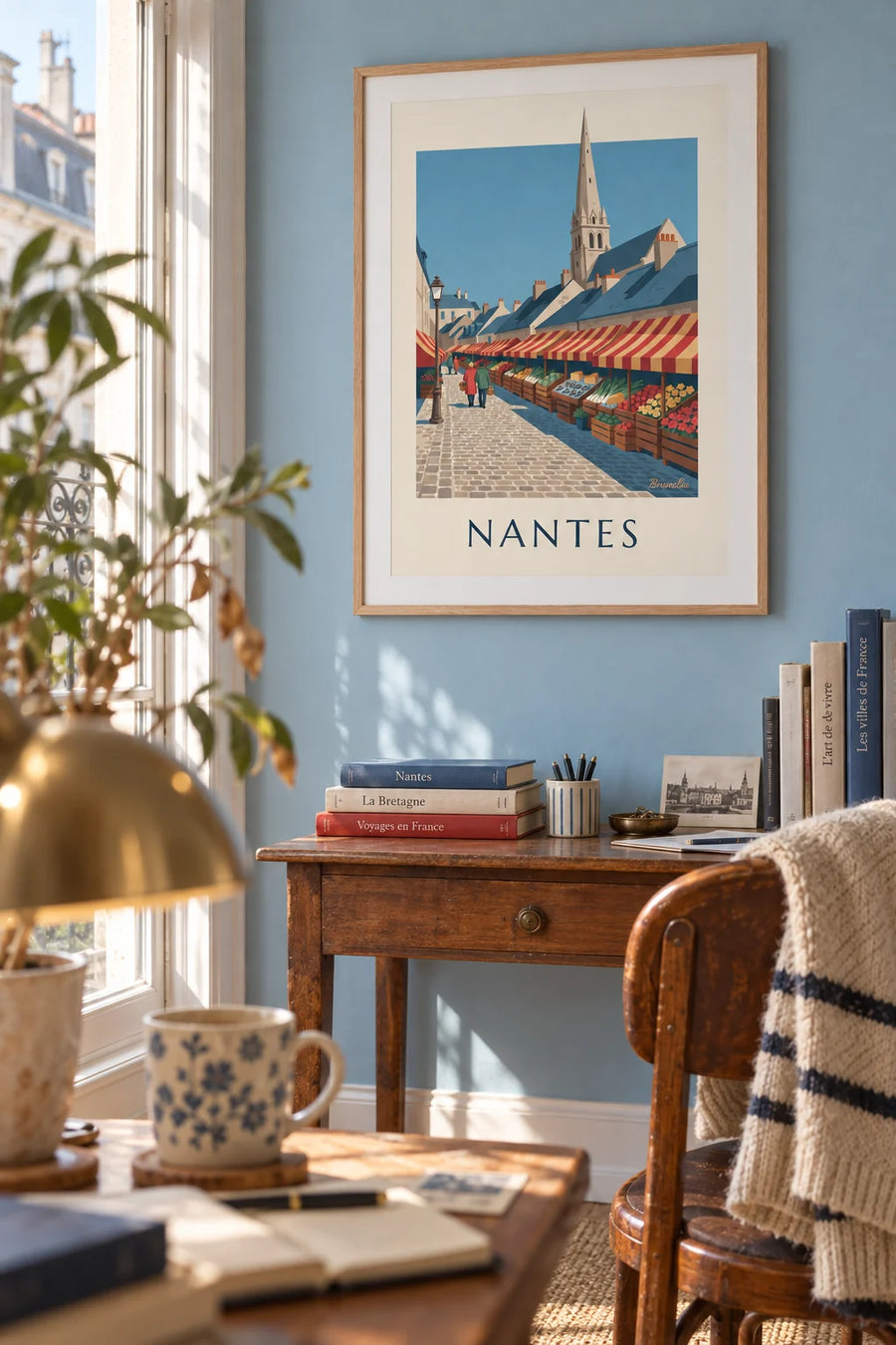 Poster of the Talensac market in Nantes on a Sunday morning: framed on the wall