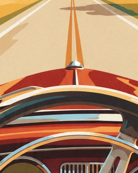 Le capot rouge de la voiture ancienne face à la route aux lignes orangées