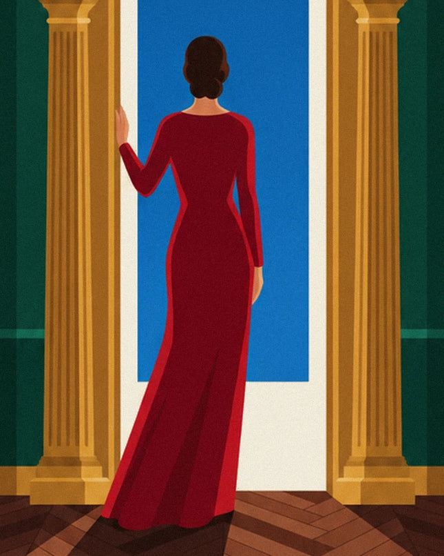 La femme de dos en robe longue rouge, la main posée sur une colonne dorée
