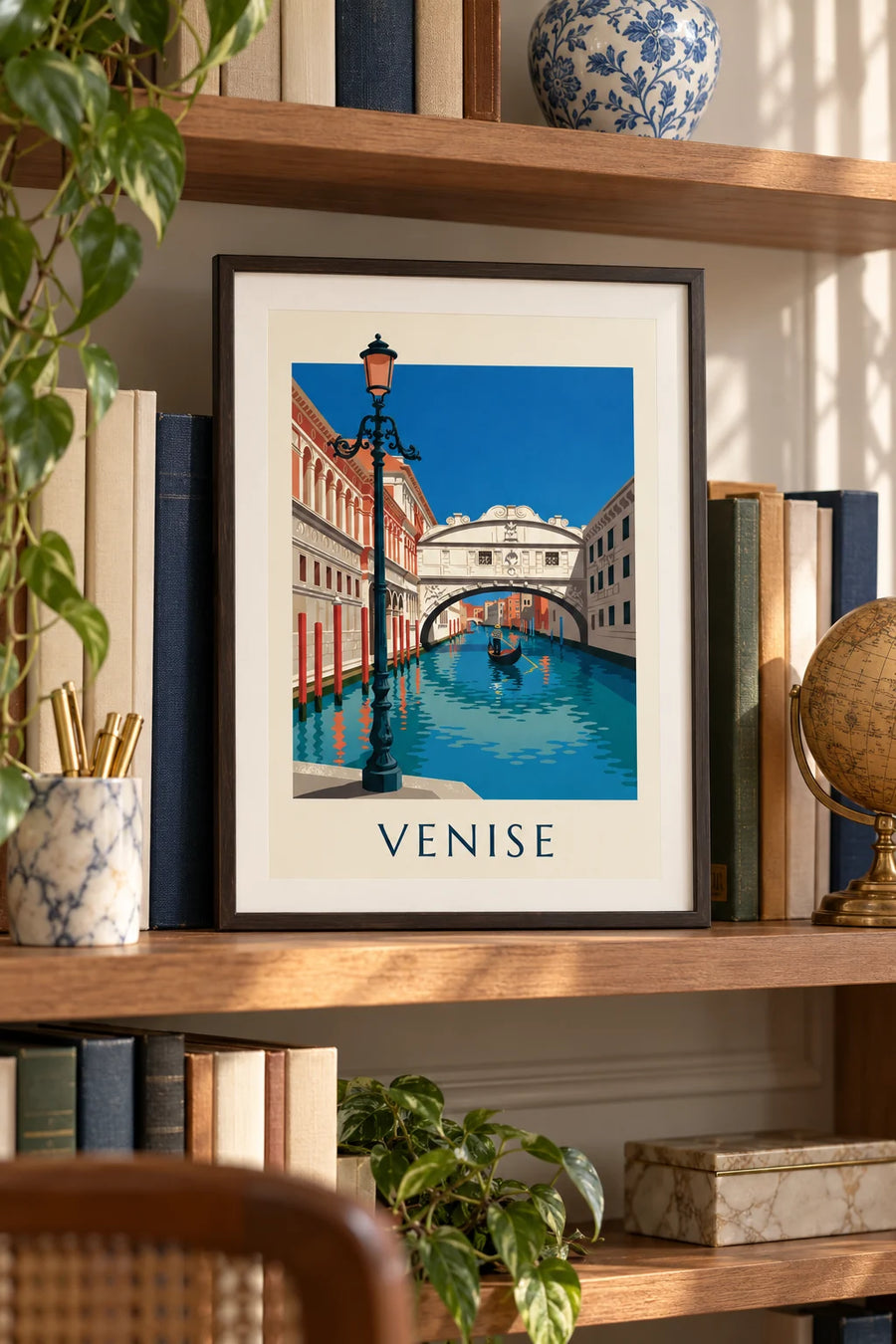 Plakat z gondolą pod Mostem Westchnień w Wenecji: mały format A4 w ramce