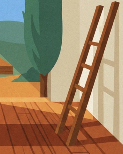 L’échelle en bois contre le mur crème, près d’un arbre au feuillage vert
