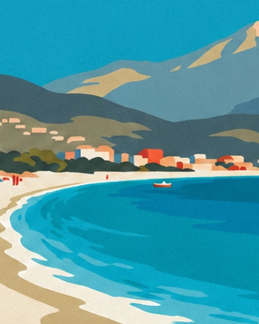 La baie turquoise de Canet-en-Roussillon, sa plage claire et ses maisons colorées