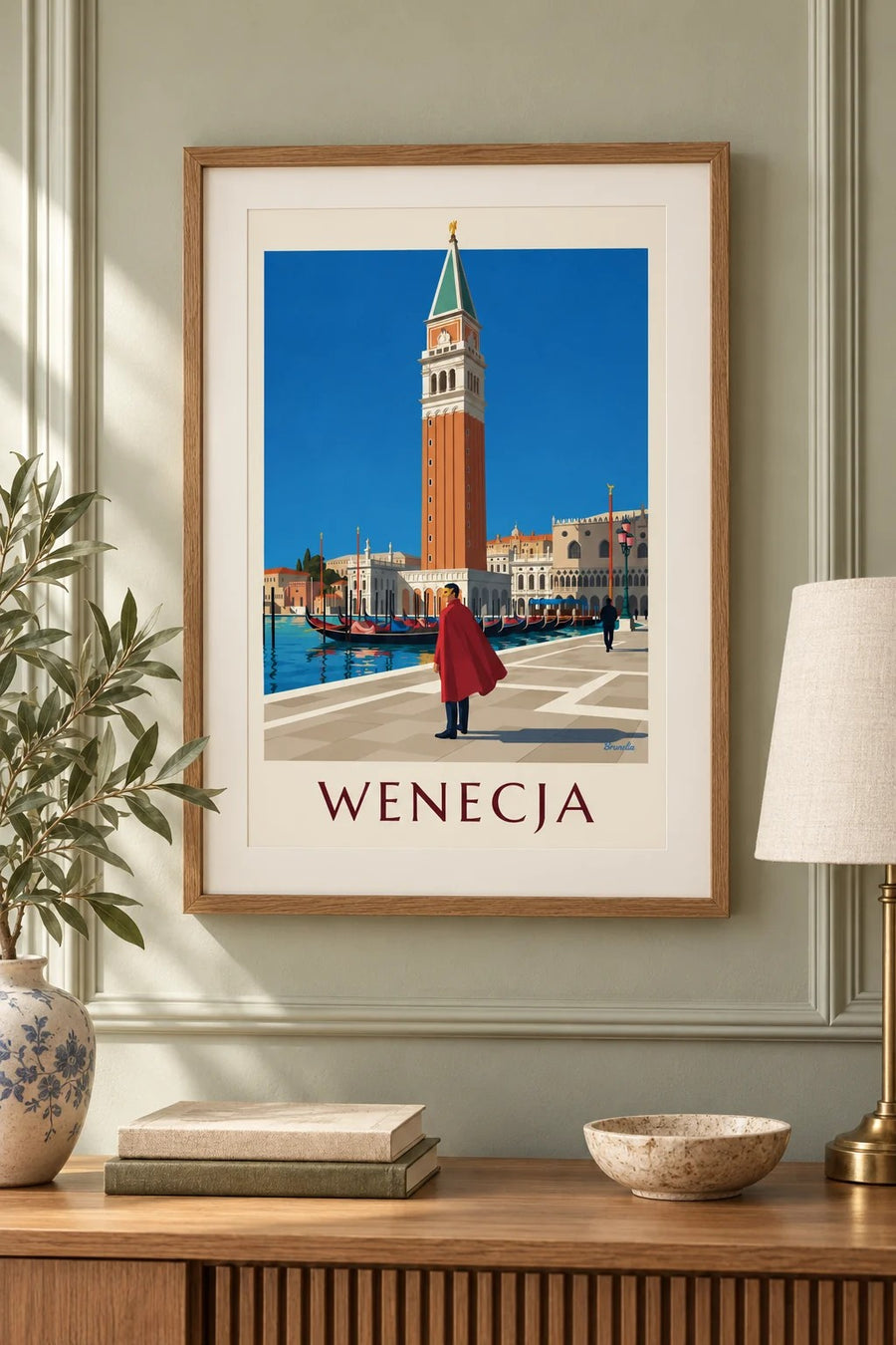 Plakat zamaskowany mężczyzna w czerwonej pelerynie przed campanile św. Marka: mały format A4 w ramce