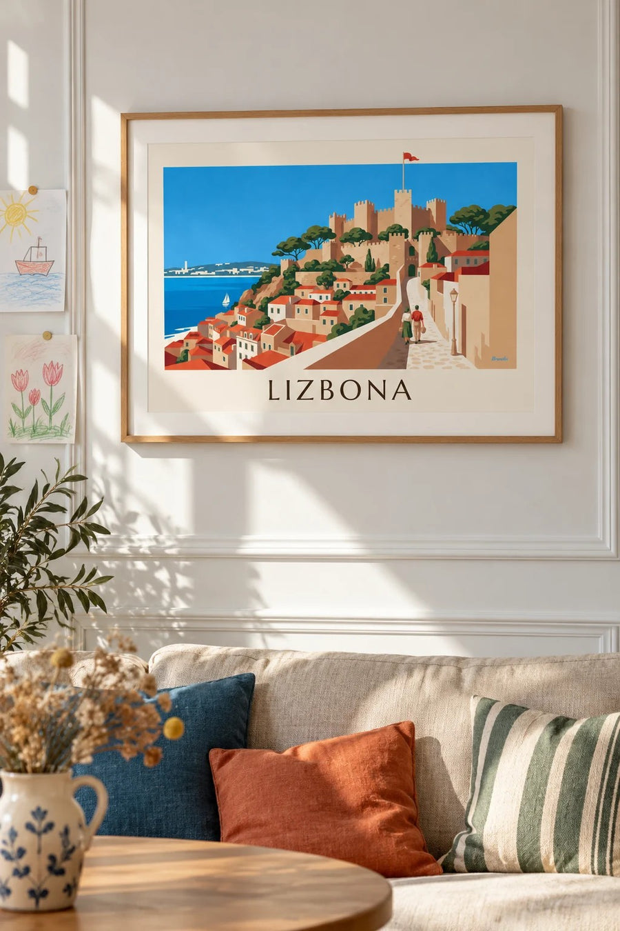 Plakat zamek św. Jerzego i dachy Alfamy w Lizbonie: oprawiony na ścianie
