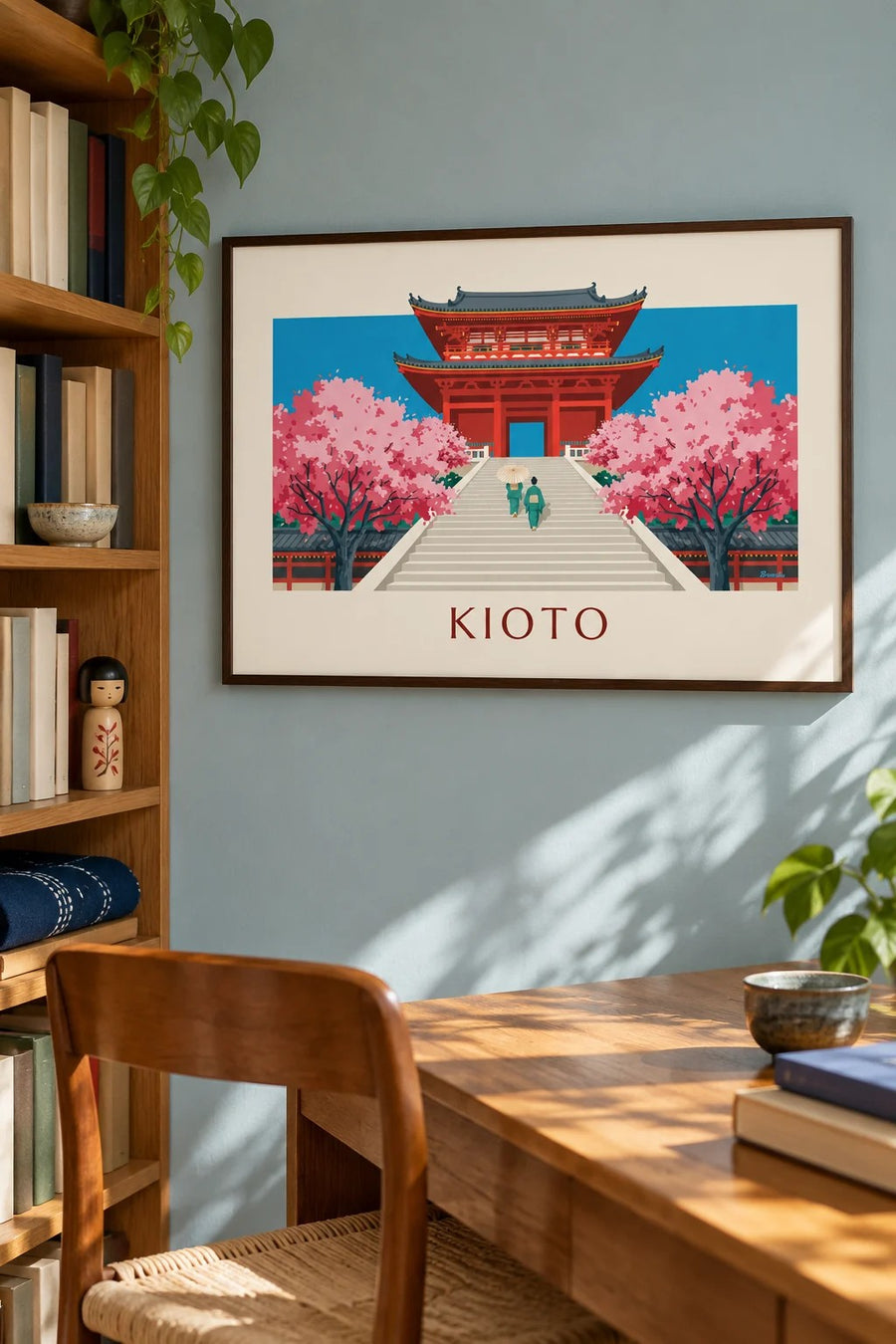 Plakat cynobrowa brama Kiyomizu-dera i wiśnie w Kioto: oprawiony na ścianie