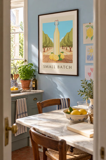 Affiche bouteille de citronnade artisanale et citrons : encadrée au mur