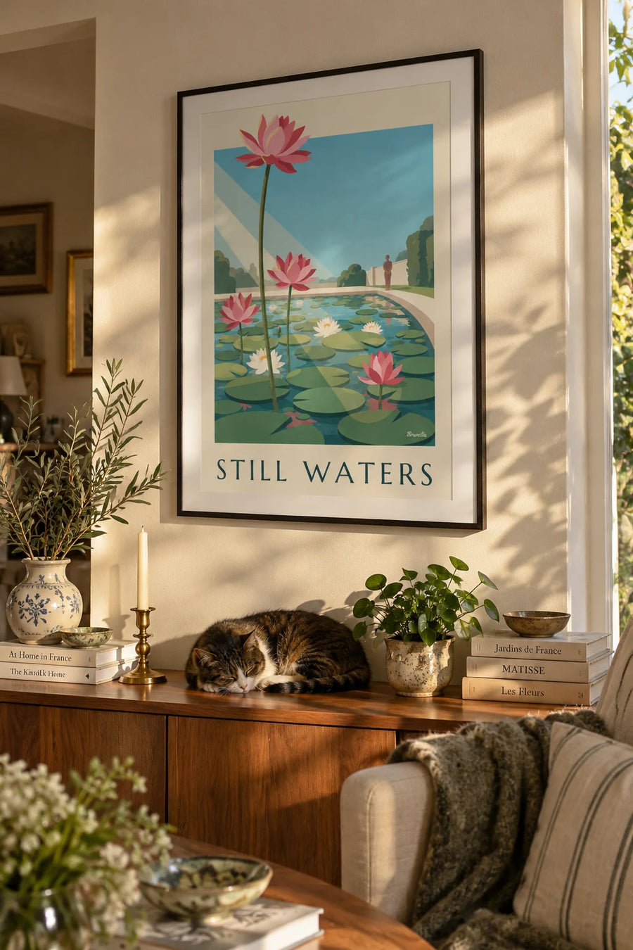 Affiche bassin de nénuphars et fleurs de lotus roses : encadrée au mur