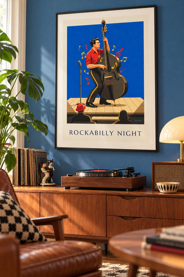 Plakat z imprezą rockabilly i muzykiem z kontrabasem: w ramie na ścianie